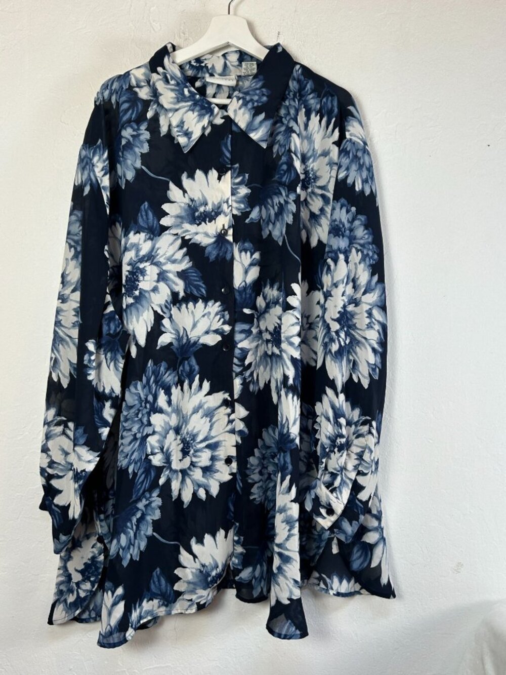 Kathryn Deene New York Plus Size 26/28 Button-Down Floral Blouse Tunic Top Navy